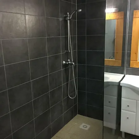 Le Creux De L'ours Apartment