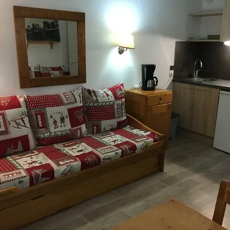 Le Creux De L'ours Apartment